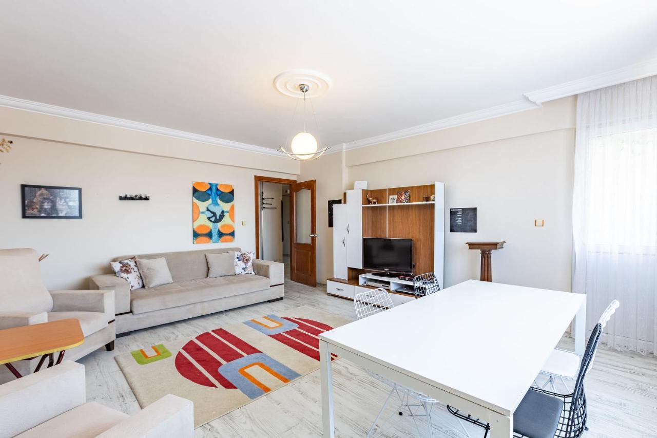 Flat With Shared Pool Near Sabiha Gokcen Airport Appartement *