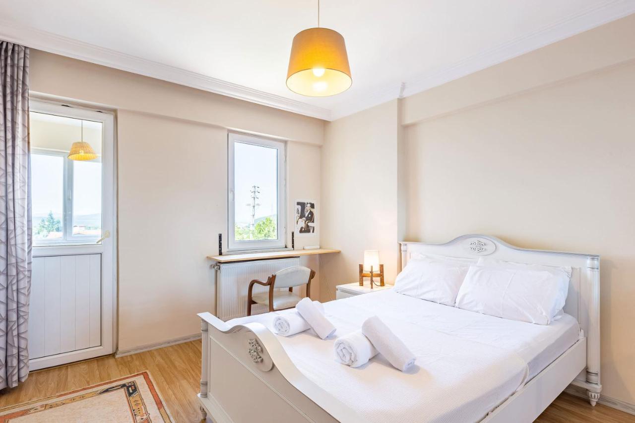 Flat With Shared Pool Near Sabiha Gokcen Airport Istambul