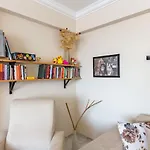 Flat With Shared Pool Near Sabiha Gokcen Airport